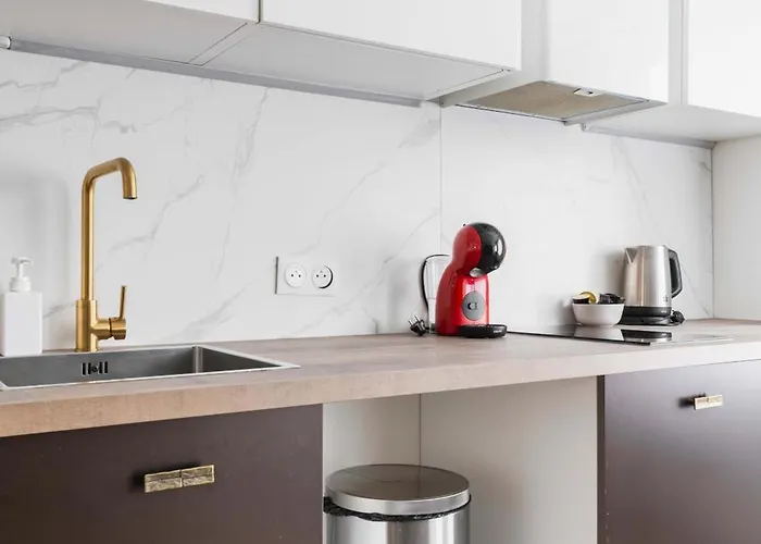 Apartment 2 Pieces Buttes Chaumont Parfait Pour Famille *